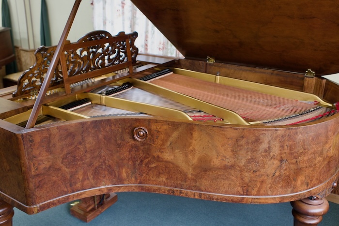 グランドピアノの写真R.Gors & Kallmann - 3.jpeg